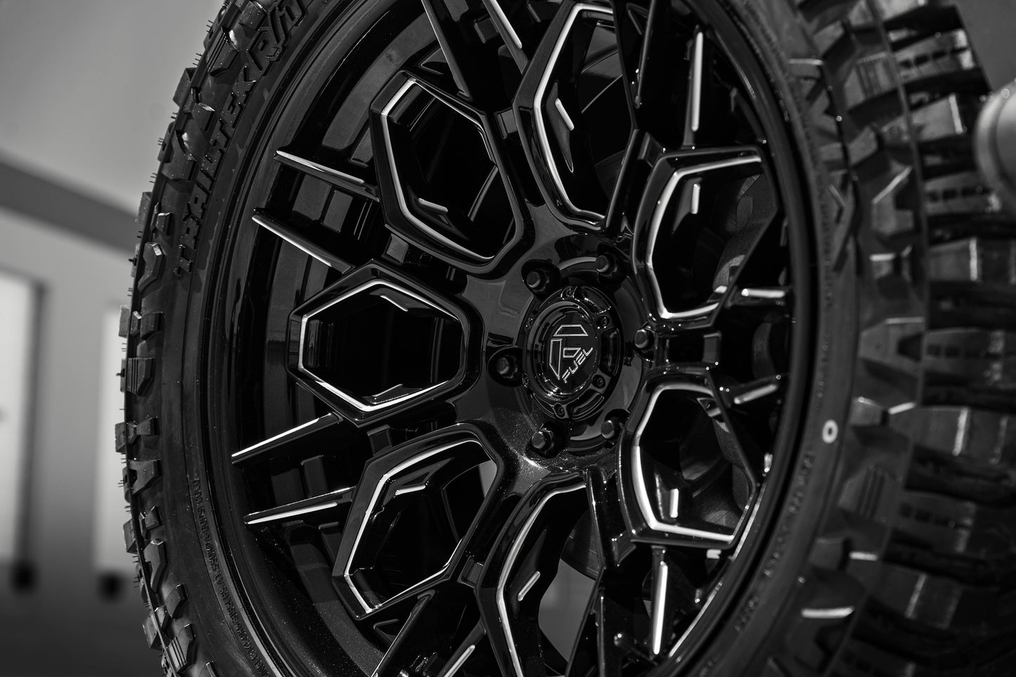 Fuel Off Road フューエルオフロード ホイール FC409 HIVE | GLOSS BLACK MILLED