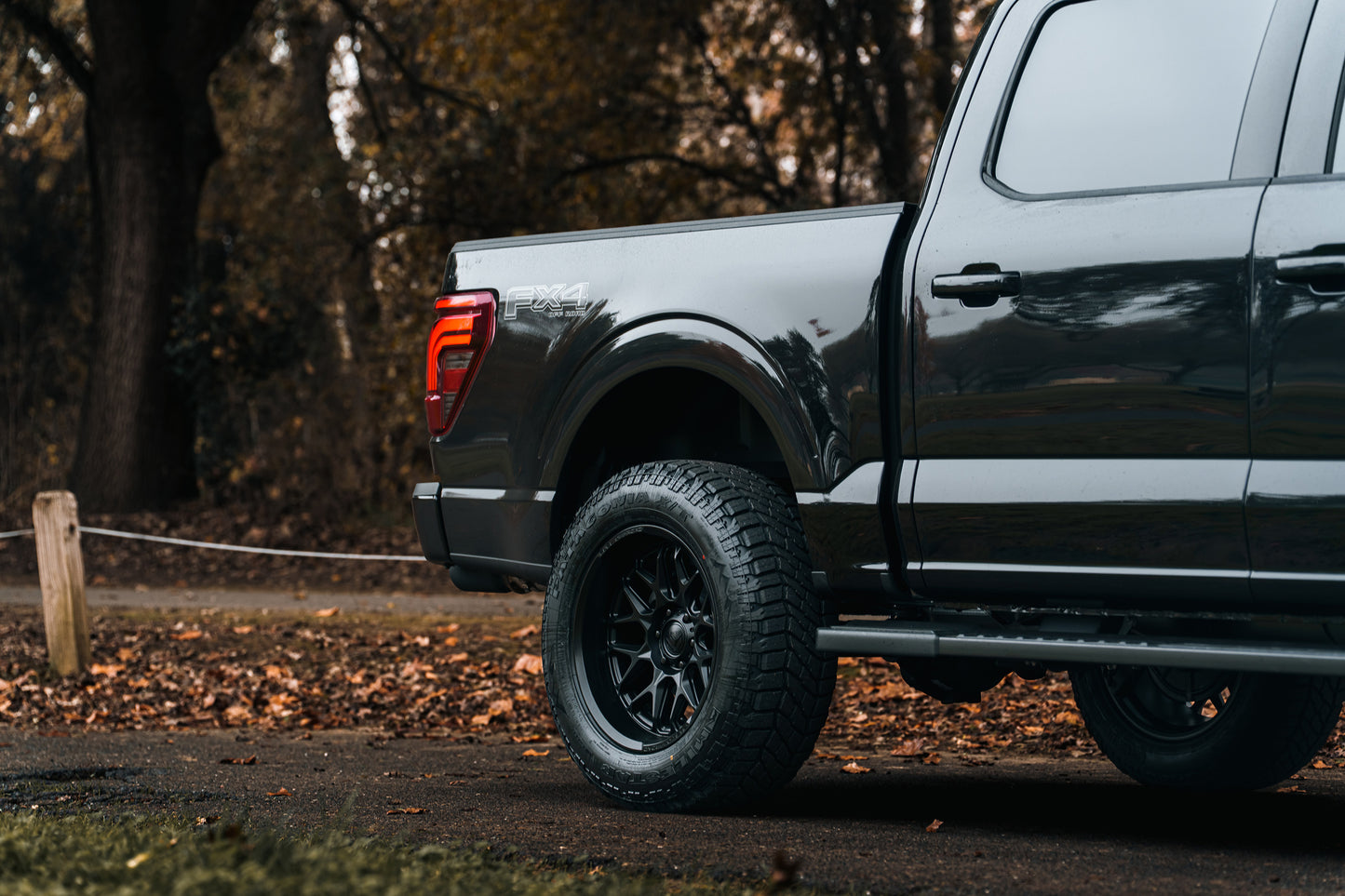 Fuel Off Road フューエルオフロード ホイール FC904 LYNX | BLACKOUT