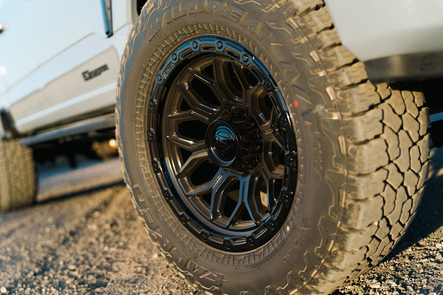 Fuel Off Road フューエルオフロード ホイール FC881 SURGE | GLOSS BLACK