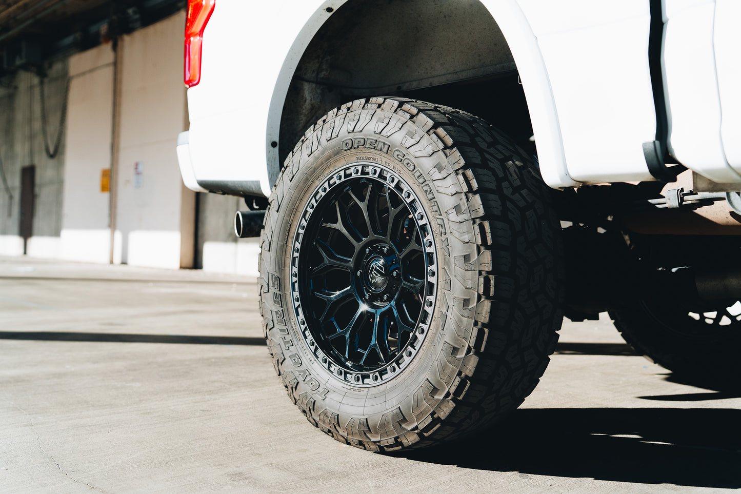 Fuel Off Road フューエルオフロード ホイール FC901 TALON | GLOSS BLACK W/ GUNMETAL LIP