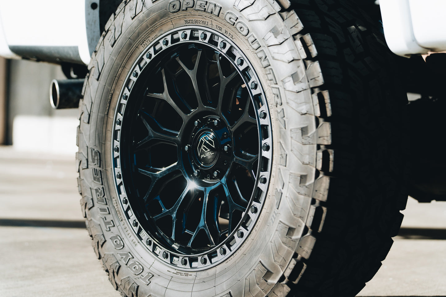 Fuel Off Road フューエルオフロード ホイール FC901 TALON | GLOSS BLACK W/ GUNMETAL LIP