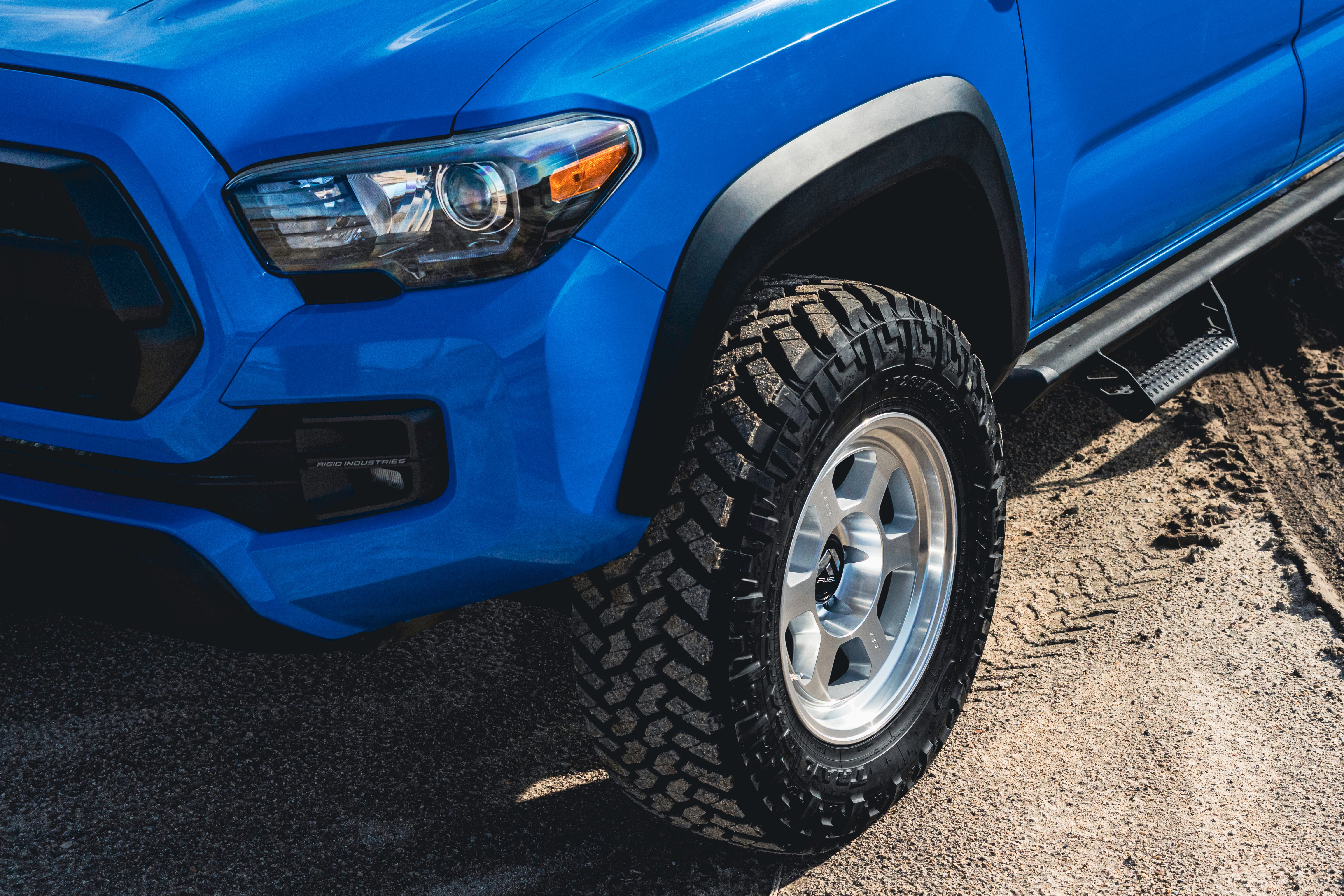 [FUEL OFFROAD(フューエル)]17インチアルミホイール 1本 D583 ANZA アンツァ 17×8.5 6H139.7 -6 CB108/D58317858345 FUEL OFFROAD(フューエル)]17インチ アルミホイール 1本 633 ZEPHYR 17