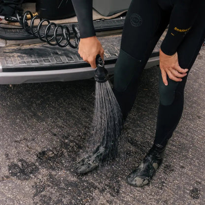 WaterPort GoSpout ポータブル アウトドアシャワータンク 2Gal (7.57L)