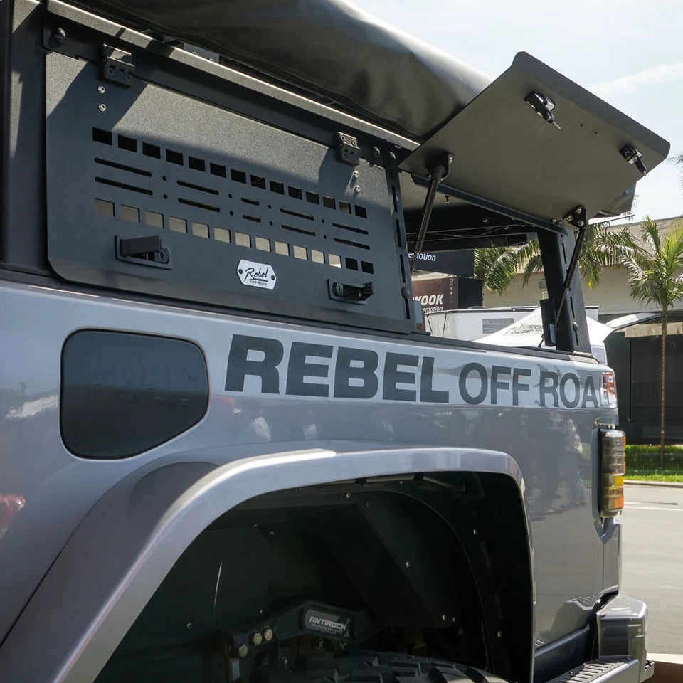 Rebel OFF ROAD XPLOR ベッドラック ハーフハイト ソリッドサイドハッチ (JTグラディエーター)