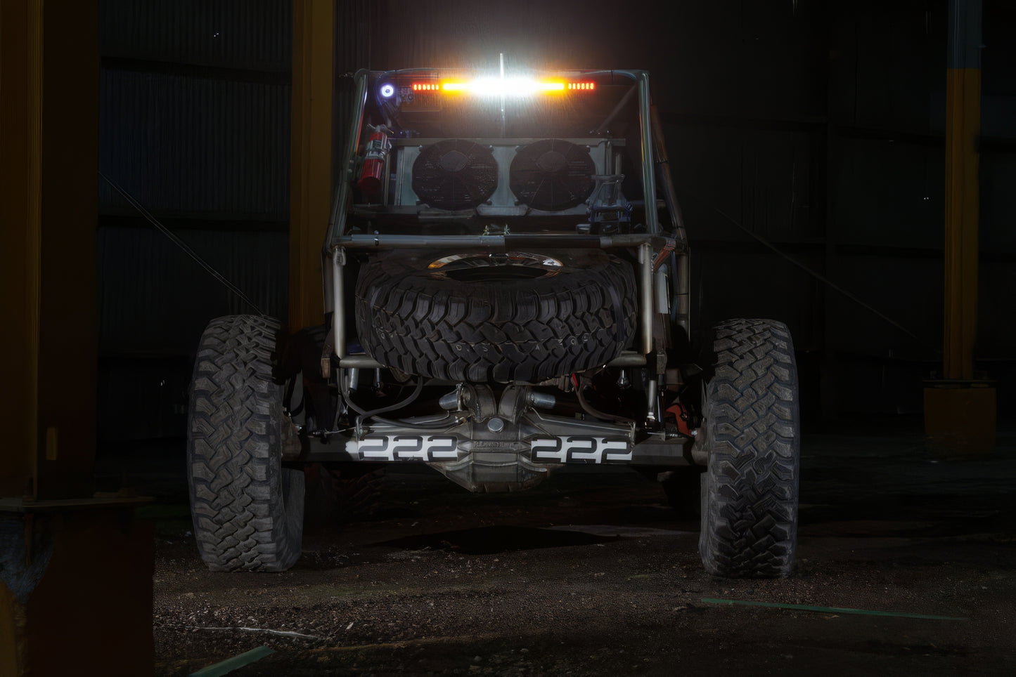 KC HiLiTES KCハイライツ 28インチ チェース LED ライトバー リア 28" Chase LED Light Bar - Multi-Function - Rear Facing