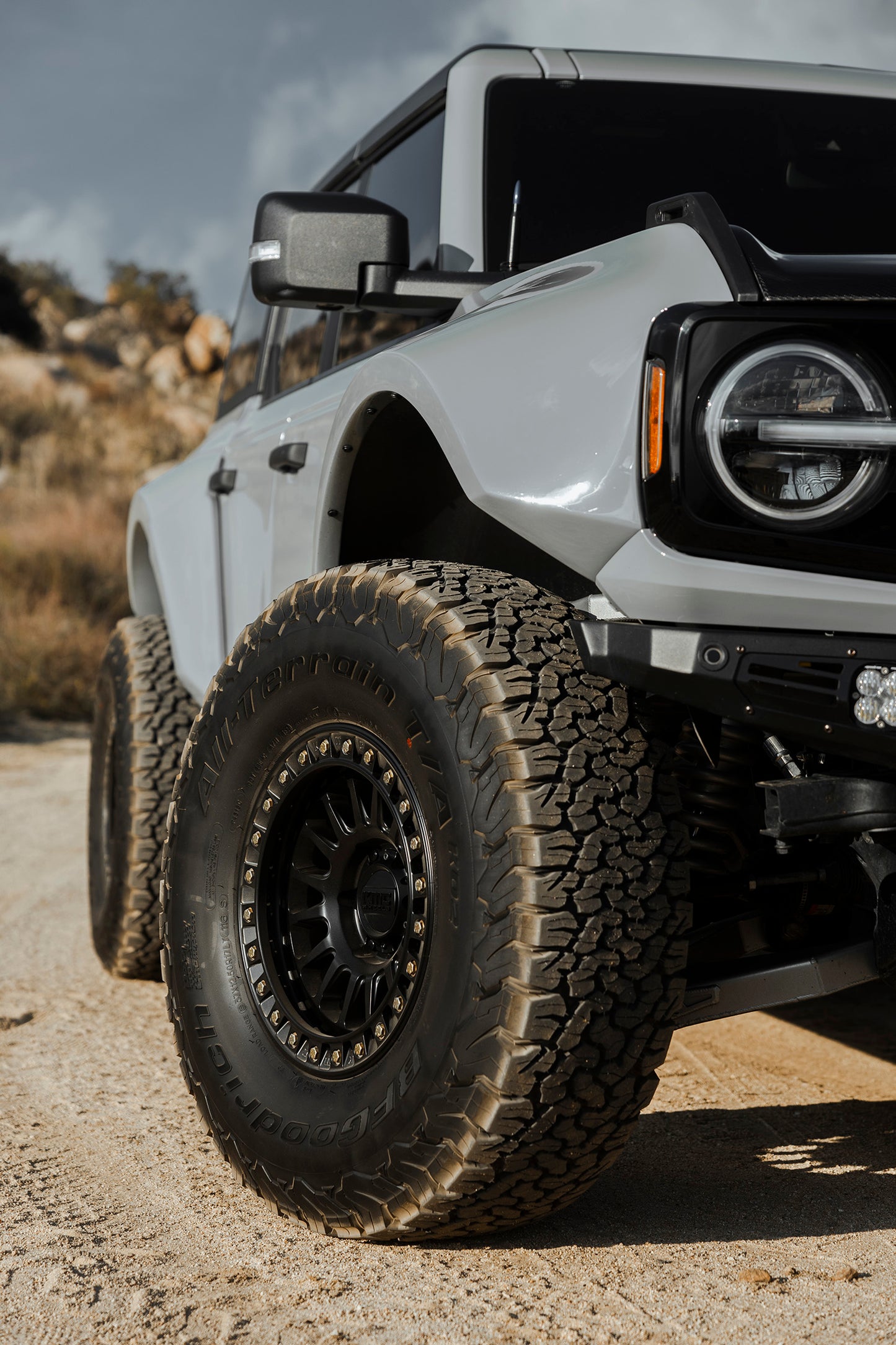 KMC ホイール KM239 IMPACT BEADLOCK | MATTE BLACK