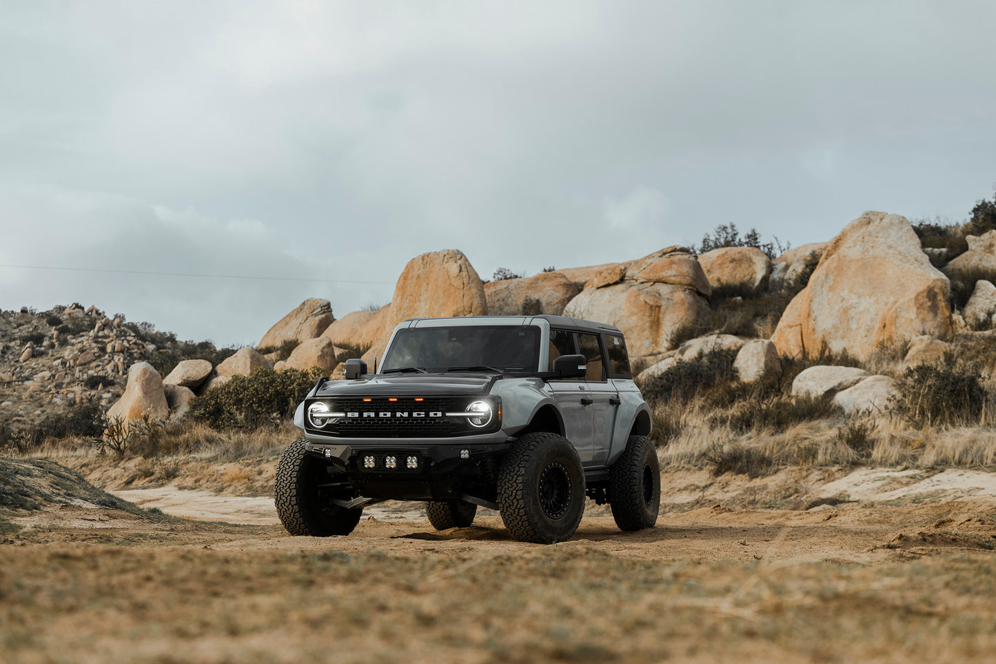 KMC ホイール KM239 IMPACT BEADLOCK | MATTE BLACK