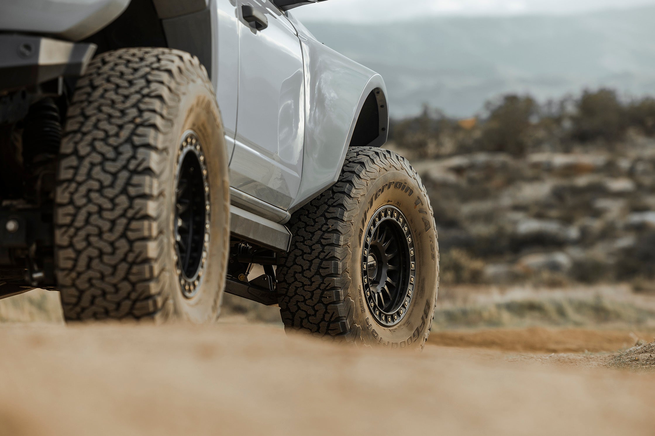 KMC ホイール KM239 IMPACT BEADLOCK | MATTE BLACK – アメリカン