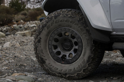 KMC ホイール KM241 E25 BEADLOCK | BLACKOUT