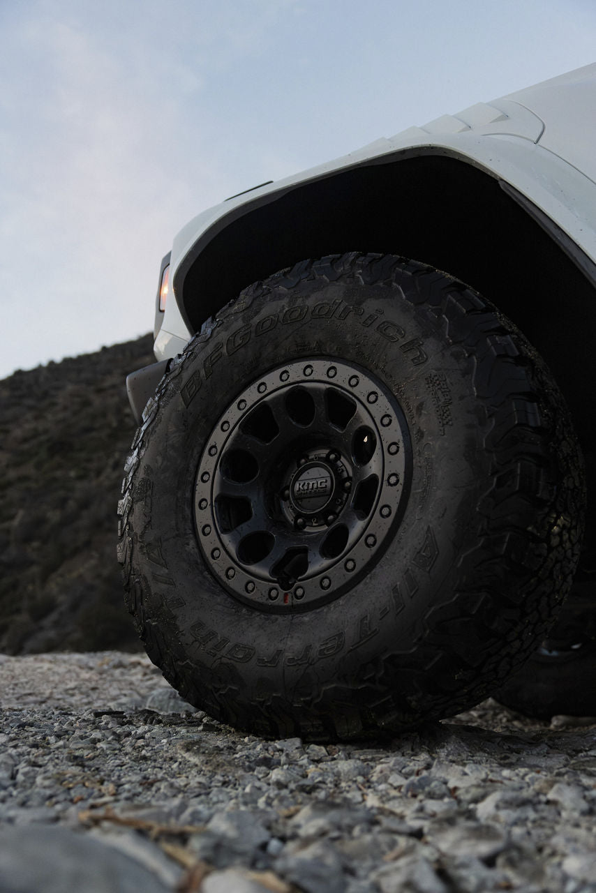 KMC ホイール KM241 E25 BEADLOCK | BLACKOUT