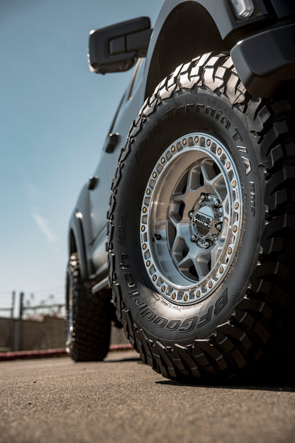 KMC ホイール KM553 TORX | GLOSS SILVER W/ MACHINED FACE