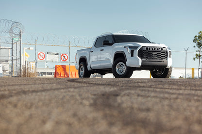 KMC ホイール KM553 TORX | GLOSS SILVER W/ MACHINED FACE