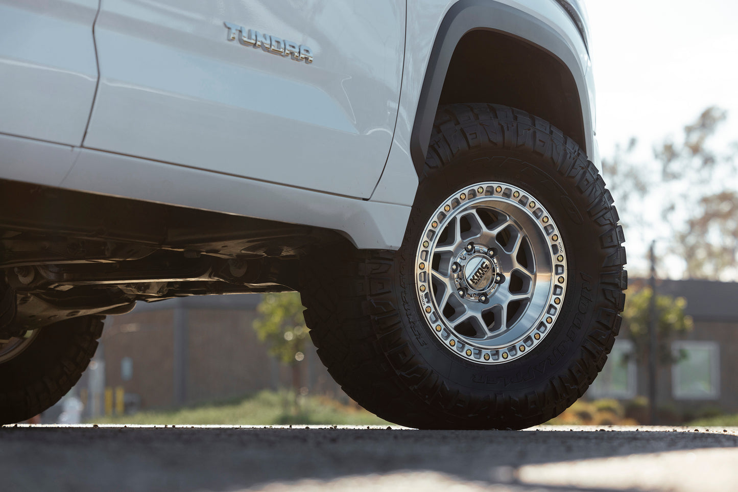 KMC ホイール KM553 TORX | GLOSS SILVER W/ MACHINED FACE