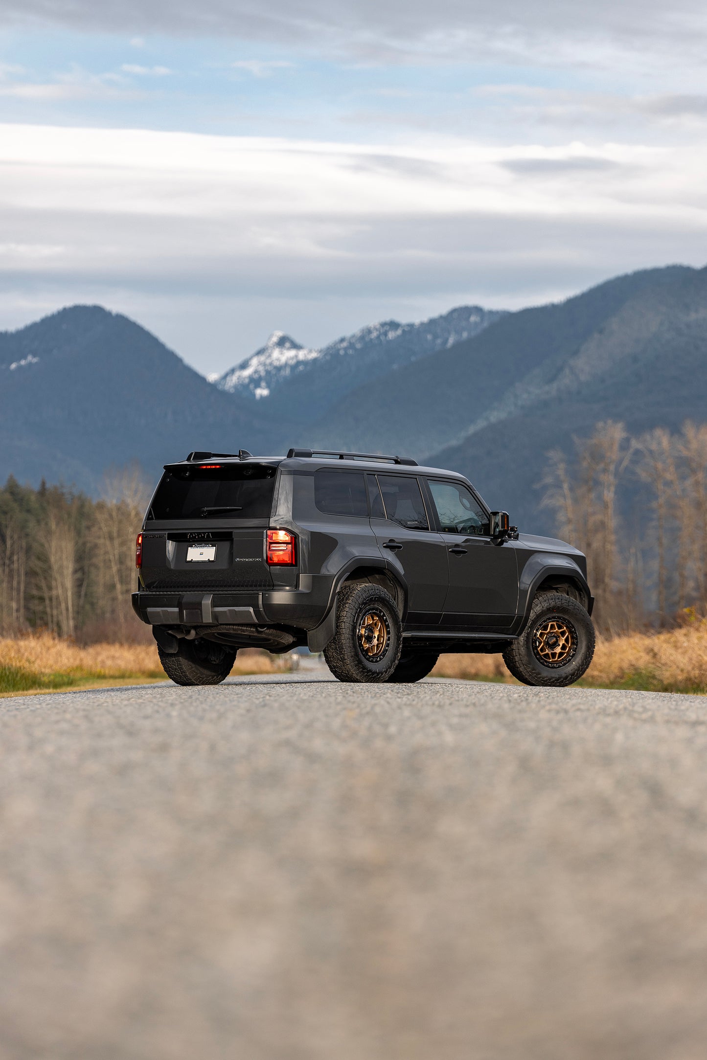 KMC ホイール KM553 TORX | MATTE BRONZE W GLOSS BLACK LIP