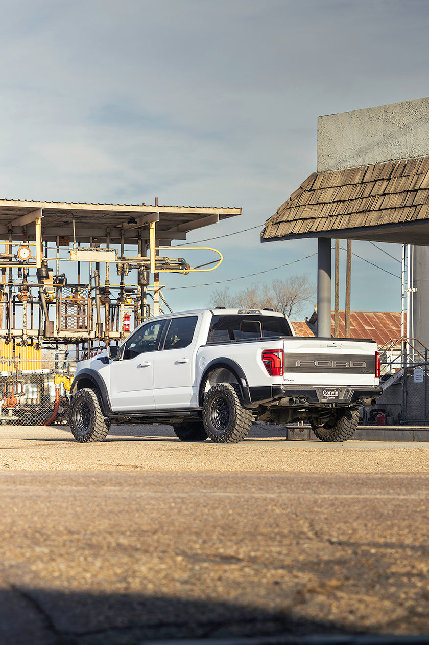 KMC ホイール KM556 CRUX | BLACKOUT