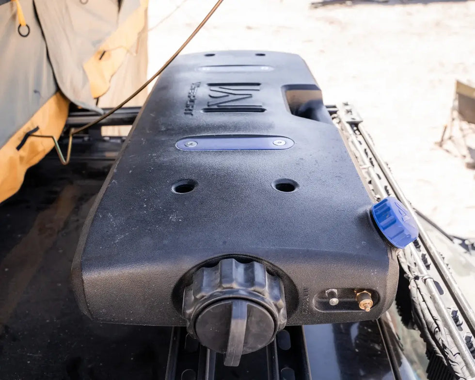 WaterPort オーバーランダー アウトドアシャワータンク 5Gal (18.9L)