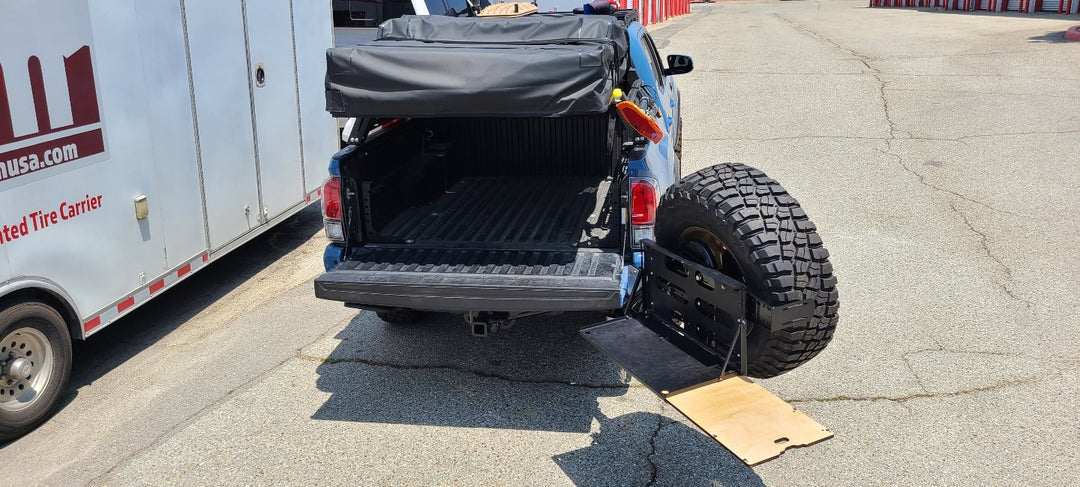 Dirtcom フロントランナー ドロップダウン・テールゲートテーブル