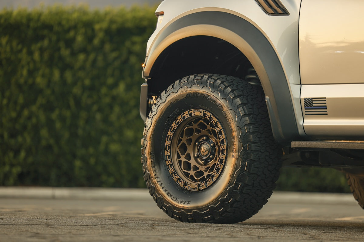 BFグッドリッチ マッドテレーンタイヤのみ 4本セット】285/70R17