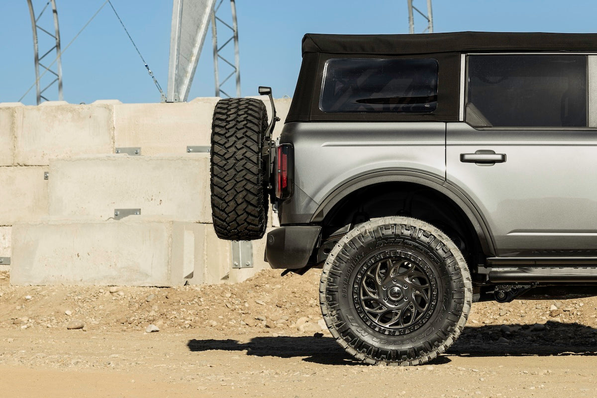 Fuel Off Road フューエルオフロード ホイール D852 RUNNER OR | BLACKOUT