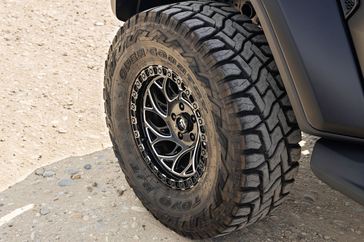 Fuel Off Road フューエルオフロード ホイール D840 RUNNER OR | GLOSS BLACK MILLED