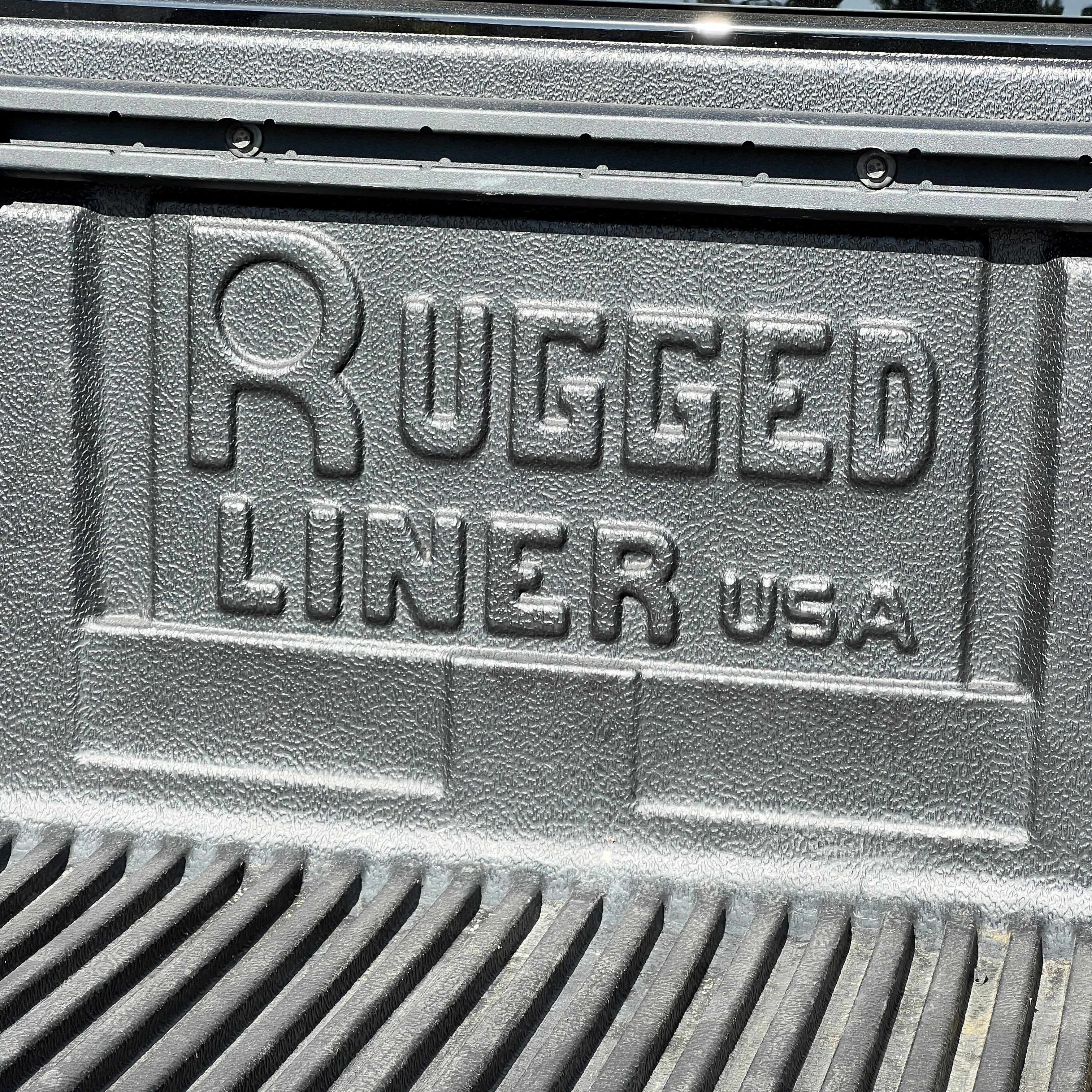 Rugged Liner USA ラゲッドライナー ドロップインベッドライナー (JT