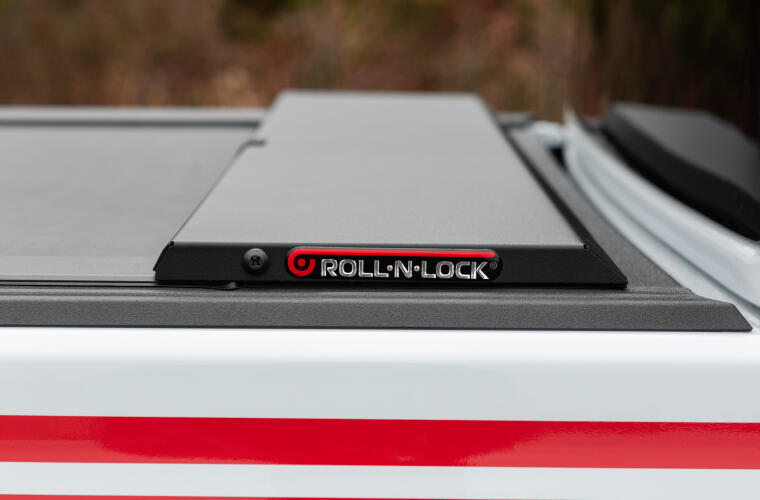 Roll'n Lock ロールアンドロック リトラクタブル ハードトノカバー (JT